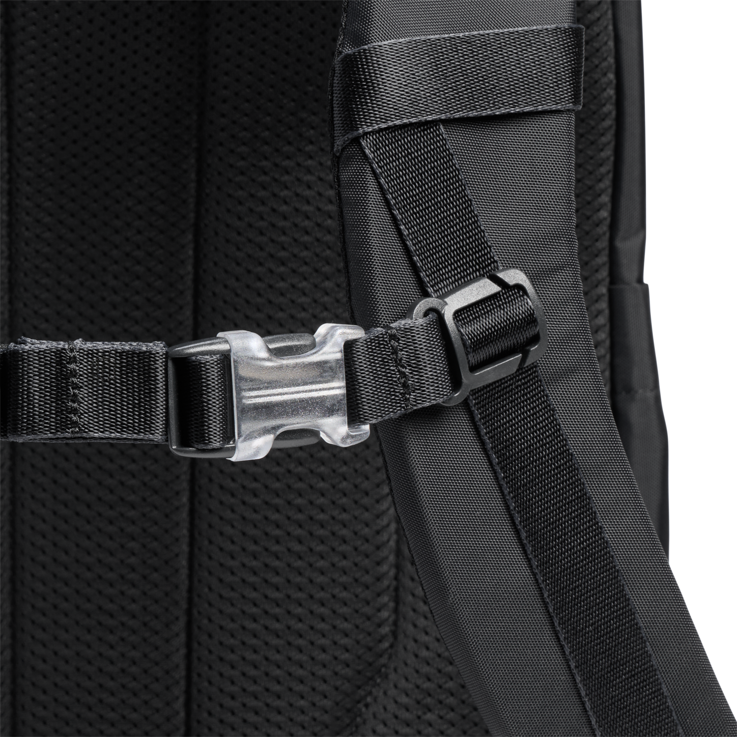 Stanley 1913 The Vitalize™ Backpack 30.9 QT in Black | View 8