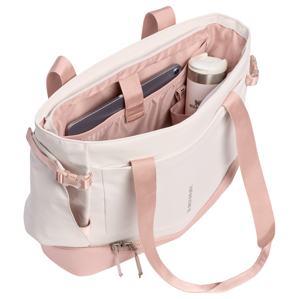 Stanley 1913 The Vitalize™ Tote 27.6 QT in Rose Quartz